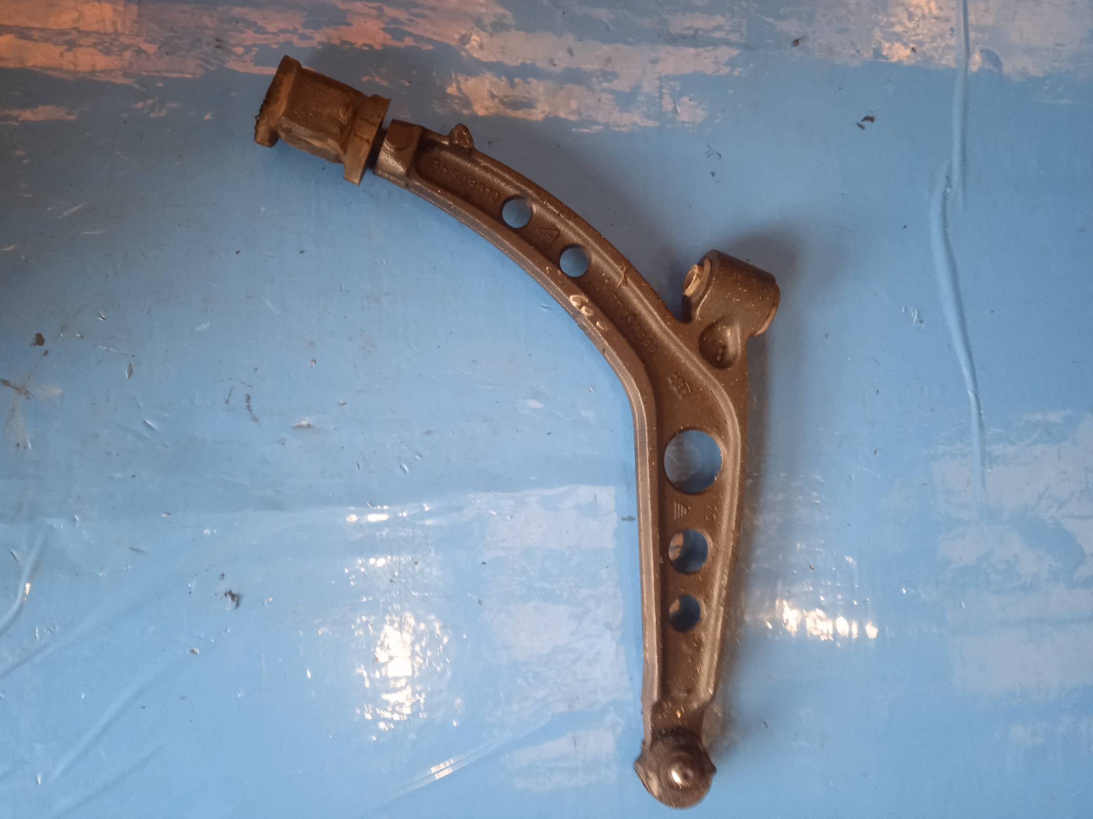 Braccio oscillante sosp. ant. dx.